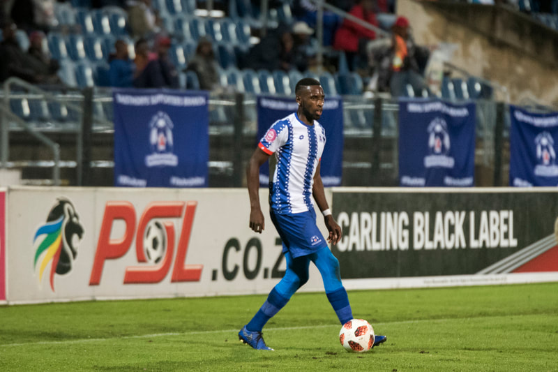 Fortune Makaringe of Maritzburg United looking for options.
Match between Maritzburg United and Bloemfontein Celtic at the Harry Gwala Stadium on the 5th of April 2019 © Image: BOOGS Photography / Andrew Mc Fadden