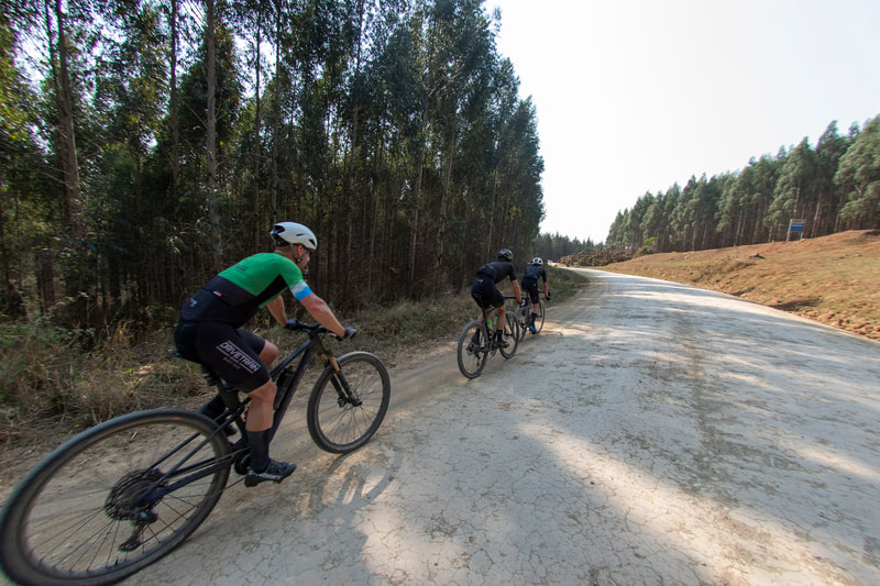 During the inaugural Compendium Burg Wheels Gravel Growl. Photo: Andrew Mc Fadden/BOOGS Photography